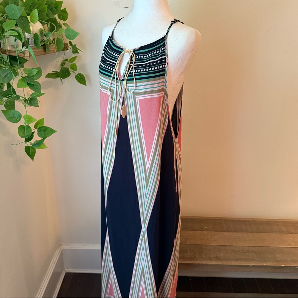 Highness Dress - Picture 3 of 6